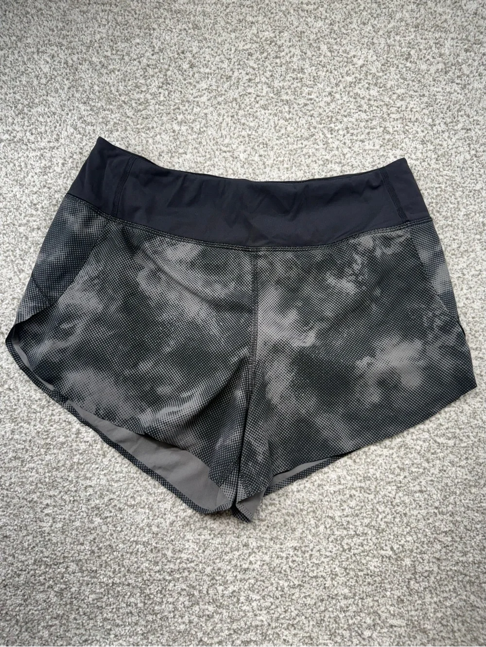 Women's Athleta Run With It Lined Black Gray‎ Athletic Running Shorts Size S